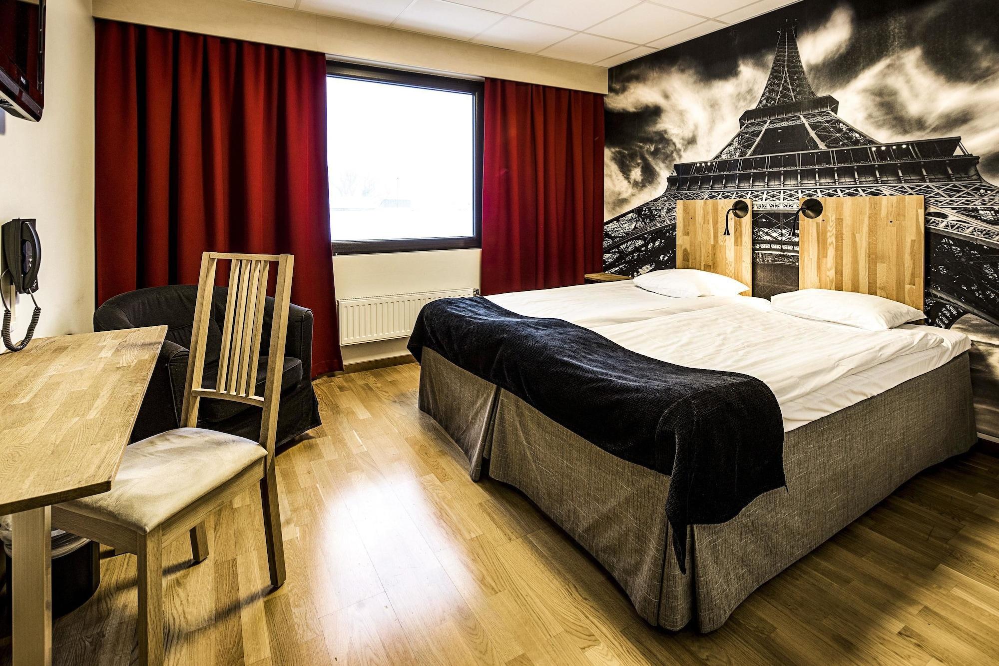Home Hotel Bristol Arvika Luaran gambar